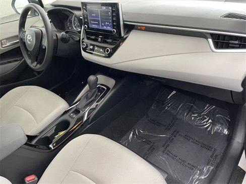 Certified 2020 Toyota Corolla LE w/ LE Premium Package FWD image 31