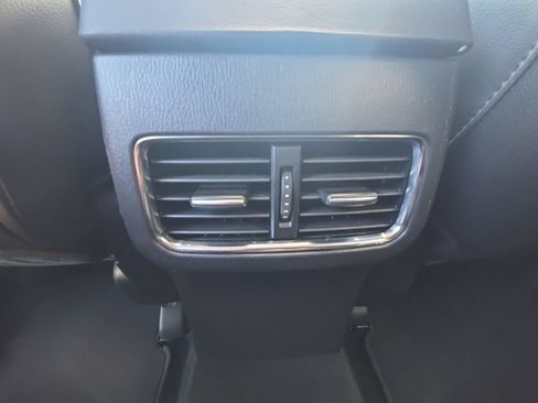 Used 2025 MAZDA CX-5 AWD 2.5 S w/ Preferred Package image 16