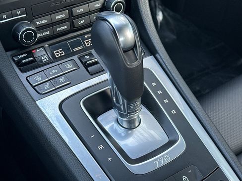 Used 2025 Porsche 718 Boxster S image 19