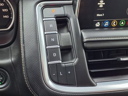 Used 2021 Chevrolet Tahoe Premier RWD image 14