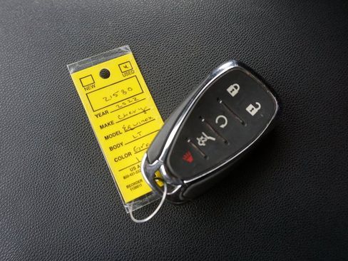 Used 2022 Chevrolet Equinox LT image 33