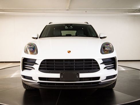 Certified 2021 Porsche Macan AWD/4WD image 10