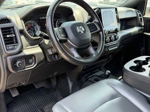 Used 2022 RAM 2500 Tradesman w/ Chrome Appearance Group AWD/4WD image 12