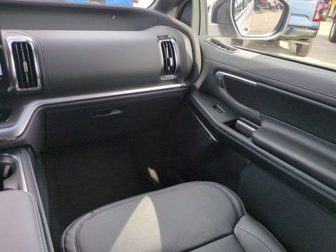 New 2025 Ford Expedition Platinum w/ Stealth Performance Package image 17