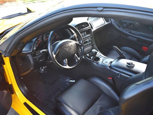 Used 2003 Chevrolet Corvette Z06 w/ Memory Package, 3 Drivers RWD image 52