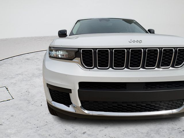 Used 2023 Jeep Grand Cherokee L Laredo AWD/4WD image 57