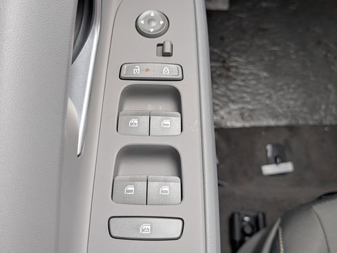 New 2026 Hyundai Elantra Sport image 11