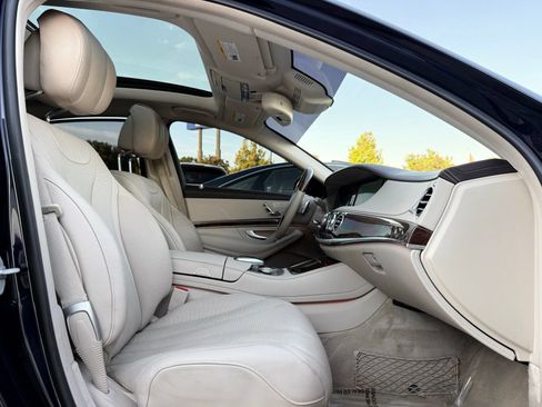 Used 2017 Mercedes-Benz S 550 4MATIC Sedan image 41