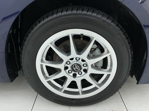 Used 2024 Toyota Corolla LE FWD image 45
