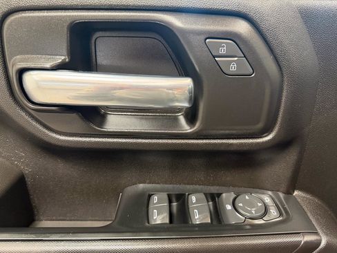 Used 2023 Chevrolet Silverado 2500 Custom w/ Custom Value Package image 14