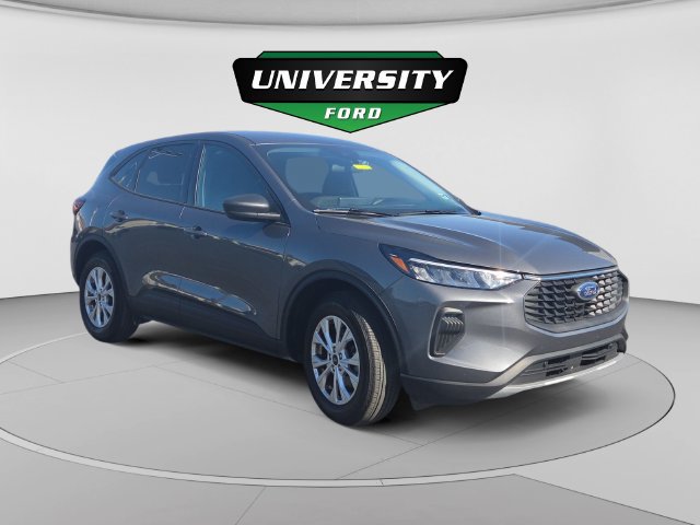 Used 2025 Ford Escape Active w/ Tech Pack #1 FWD image 1