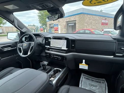 New 2025 Chevrolet Silverado 1500 LTZ AWD/4WD image 33
