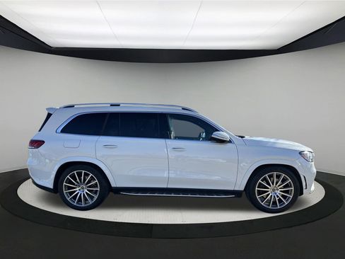 Used 2023 Mercedes-Benz GLS 450 4MATIC image 3