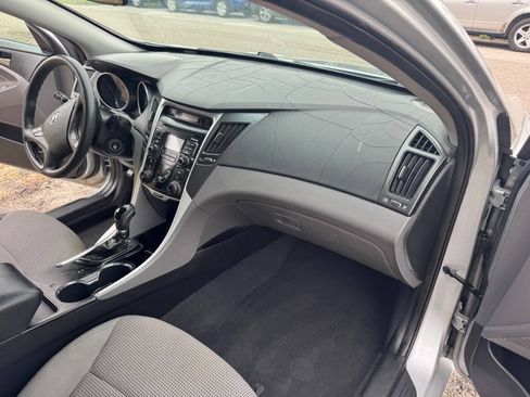 Used 2011 Hyundai Sonata GLS w/ Popular Equipment Pkg 2 FWD image 10