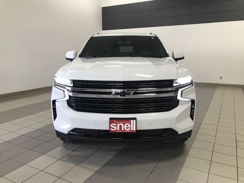 Used 2022 Chevrolet Suburban RST w/ Luxury Package image 9