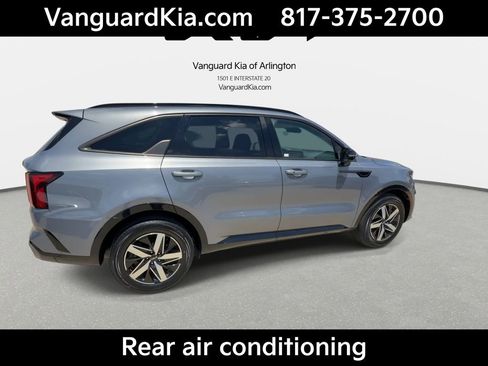 Certified 2023 Kia Sorento S FWD image 10