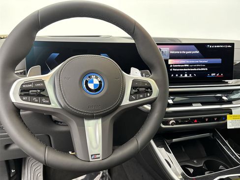 New 2026 BMW X5 xDrive50e image 22