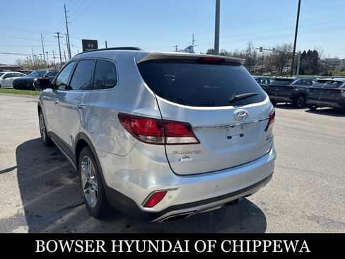 Used 2017 Hyundai Santa Fe Limited image 6