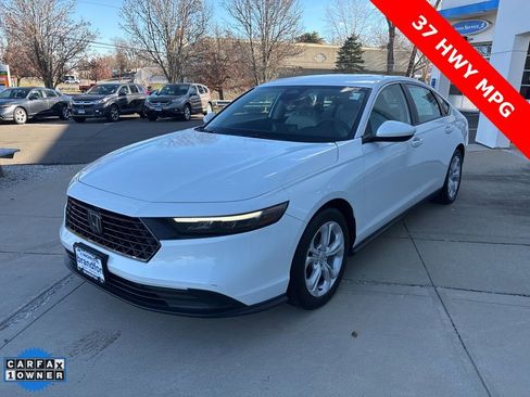 Used 2023 Honda Accord LX image 3