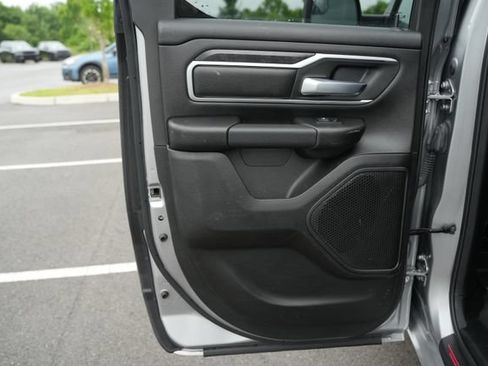 Used 2022 RAM 1500 Big Horn AWD/4WD image 16