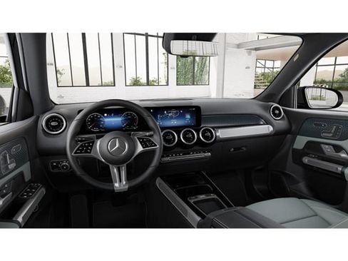 Certified 2026 Mercedes-Benz GLB 250 image 3