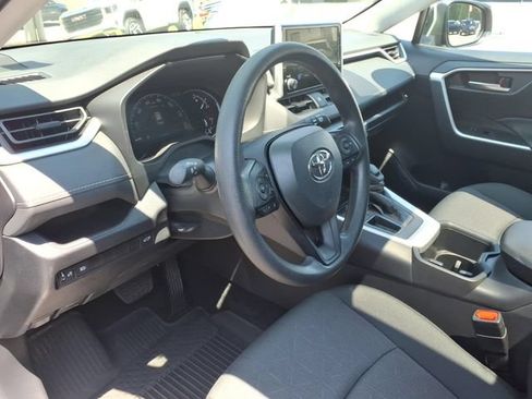 Used 2024 Toyota RAV4 XLE w/ Convenience Package FWD image 17