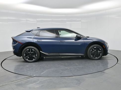New 2025 Kia EV6 Wind AWD/4WD image 35