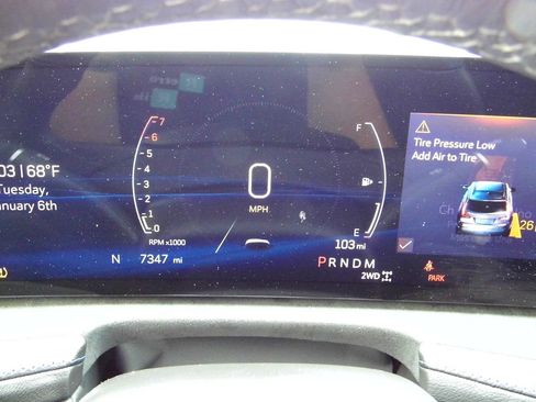 Used 2024 Cadillac XT4 Sport image 15