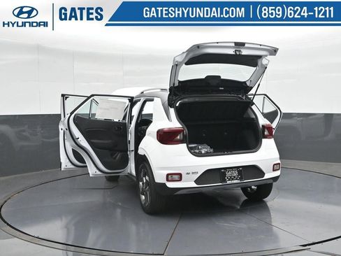 New 2025 Hyundai Venue Limited image 58
