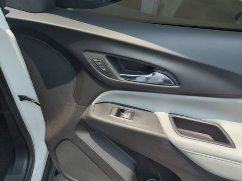 Used 2019 Chevrolet Equinox Premier FWD image 34