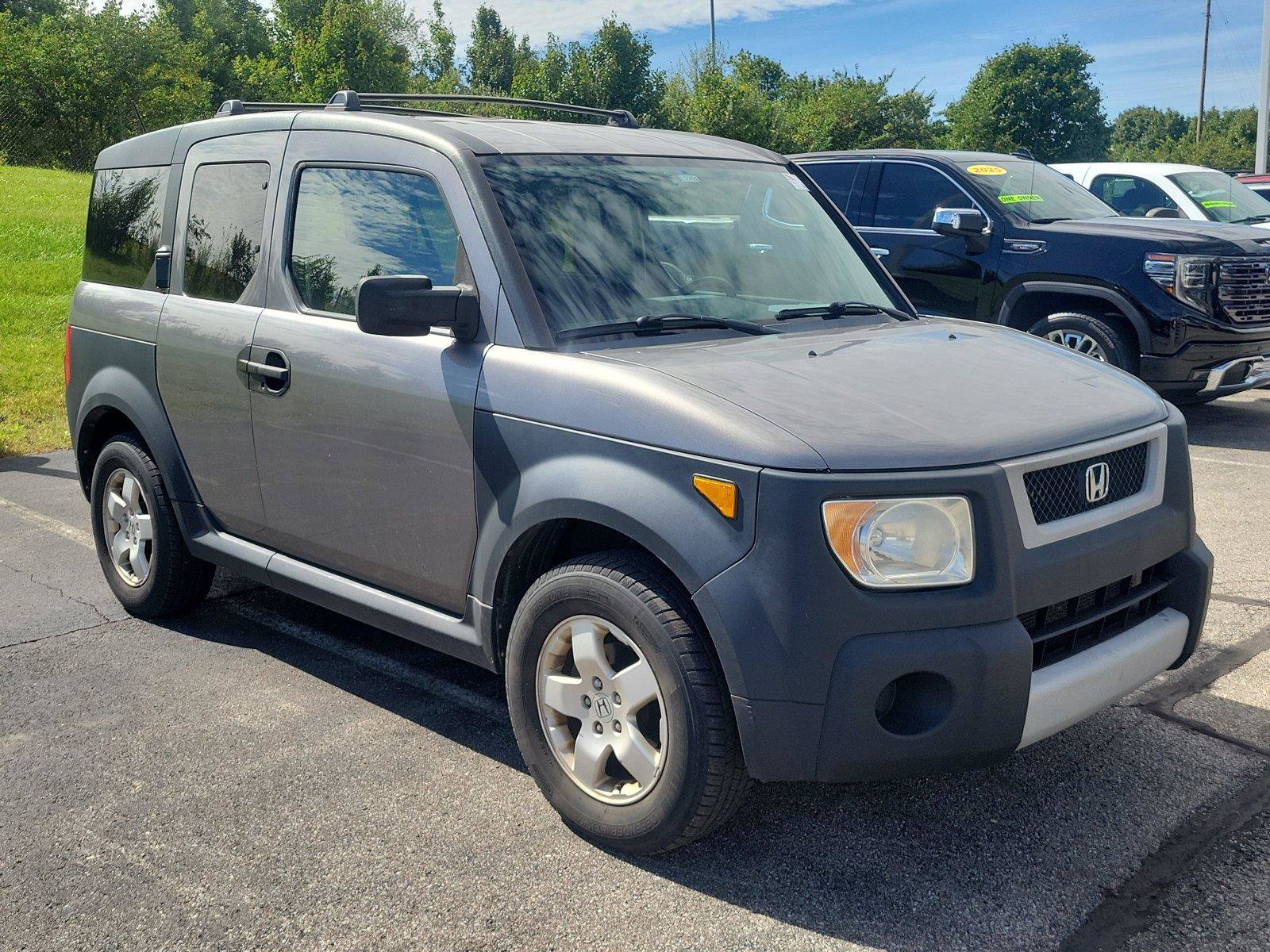 Used 2005 Honda Element EX image 2