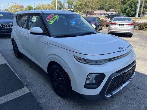 Used 2021 Kia Soul S FWD image 6