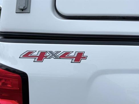 Used 2015 Chevrolet Silverado 2500 W/T w/ Snow Plow Prep Package AWD/4WD image 36
