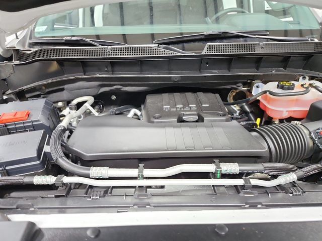 Used 2025 Chevrolet Silverado 1500 LT w/ Texas Edition Plus RWD image 18