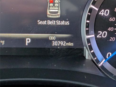 Used 2022 Toyota Highlander Platinum image 36