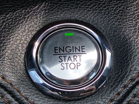 Used 2019 Lincoln Navigator Reserve AWD/4WD image 45