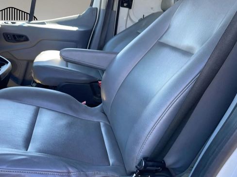 Used 2019 Ford Transit 250 148 High Roof Extended RWD image 26