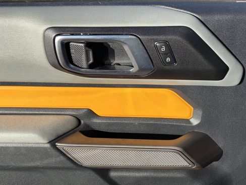 Used 2021 Ford Bronco Badlands image 22