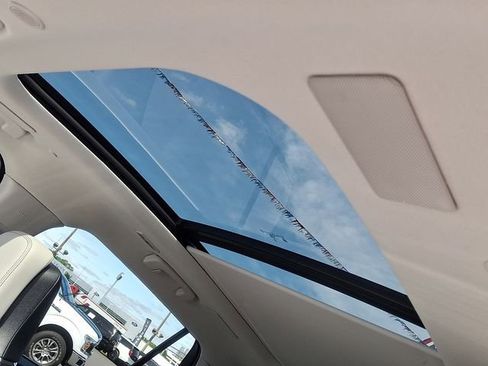 Certified 2026 Lincoln Aviator Reserve AWD/4WD image 12