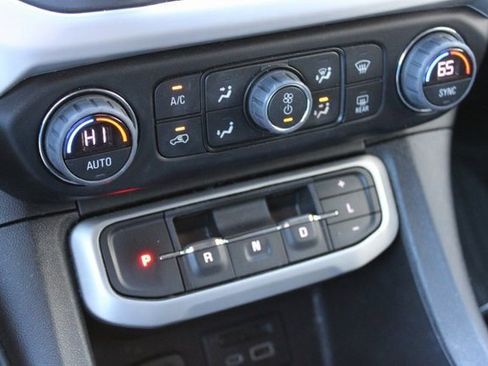 Used 2023 GMC Acadia SLE w/ Driver Convenience Package image 27