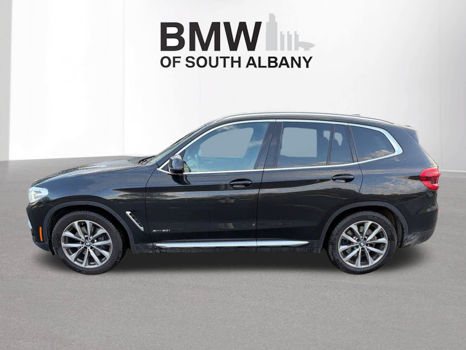 Used 2018 BMW X3 xDrive30i AWD/4WD image 2