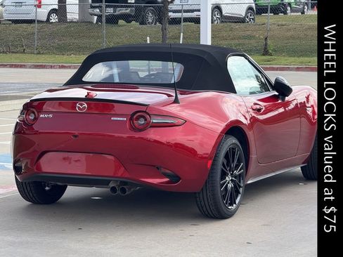 New 2025 MAZDA MX-5 Miata Club image 4