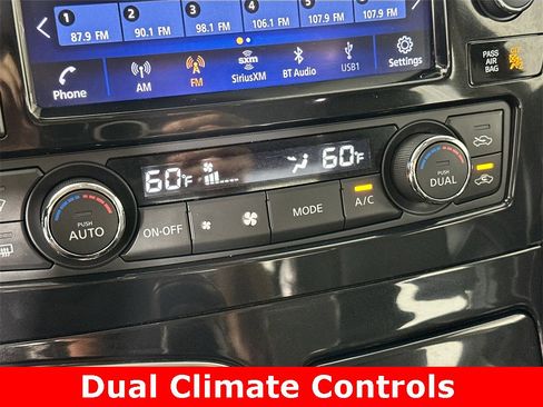 Used 2023 Nissan Maxima SV w/ Floor Mat Group image 12