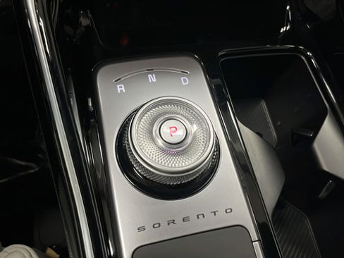 Used 2025 Kia Sorento SX Prestige AWD/4WD image 19