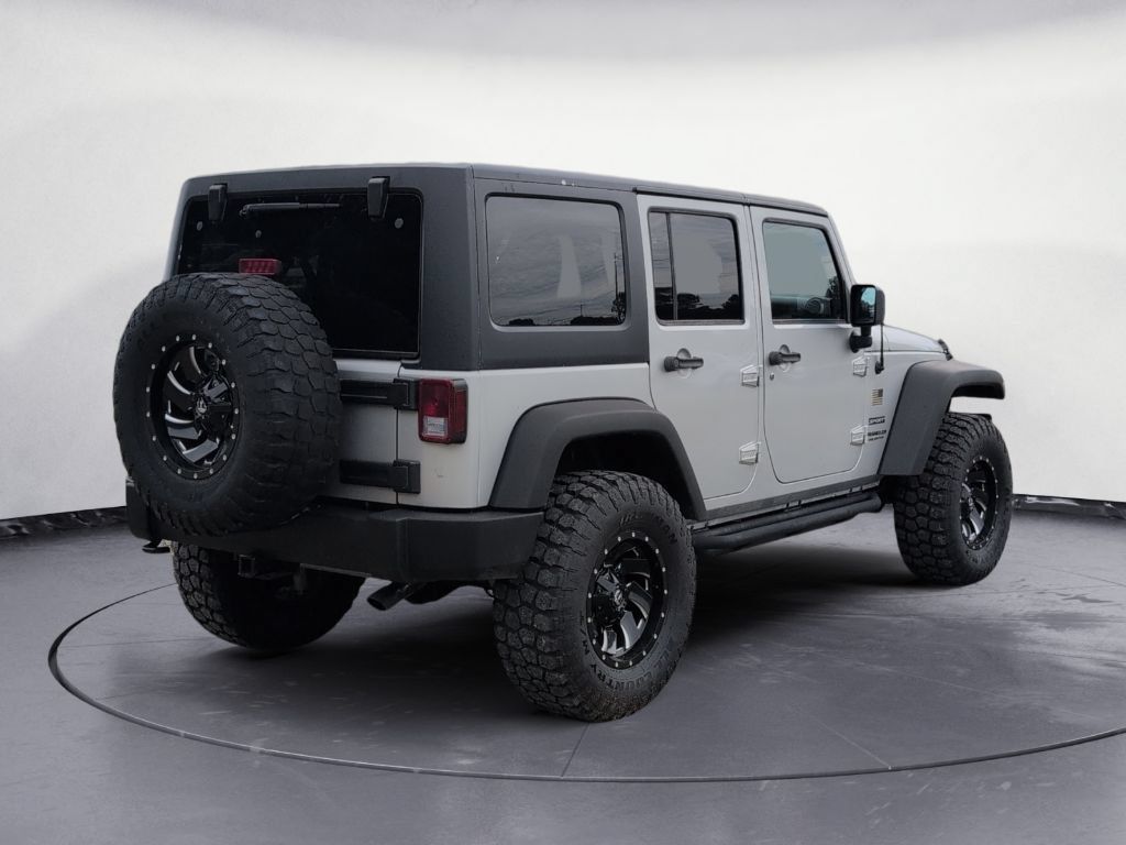 Used 2012 Jeep Wrangler Unlimited Sport AWD/4WD image 5