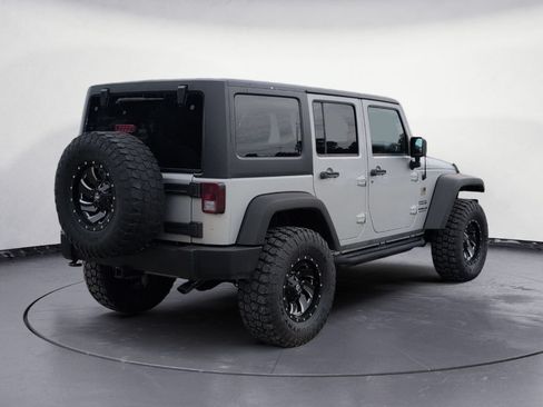 Used 2012 Jeep Wrangler Unlimited Sport AWD/4WD image 5