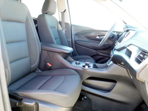 Used 2022 GMC Terrain SLE w/ Driver Convenience Package image 22