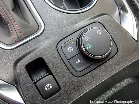 Certified 2023 Chevrolet Traverse RS image 20