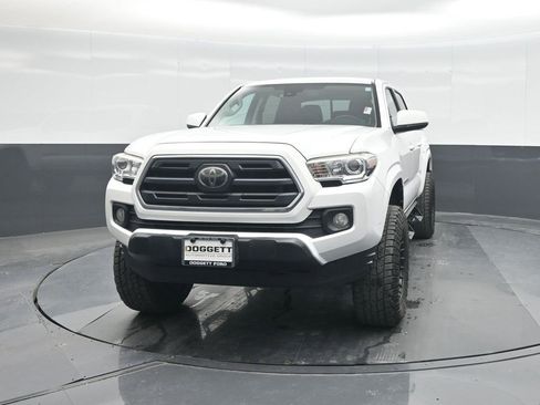 Used 2019 Toyota Tacoma SR5 image 5