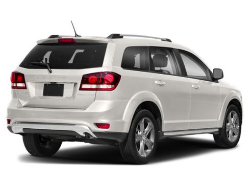 Used 2019 Dodge Journey SE w/ Connectivity Group FWD image 4
